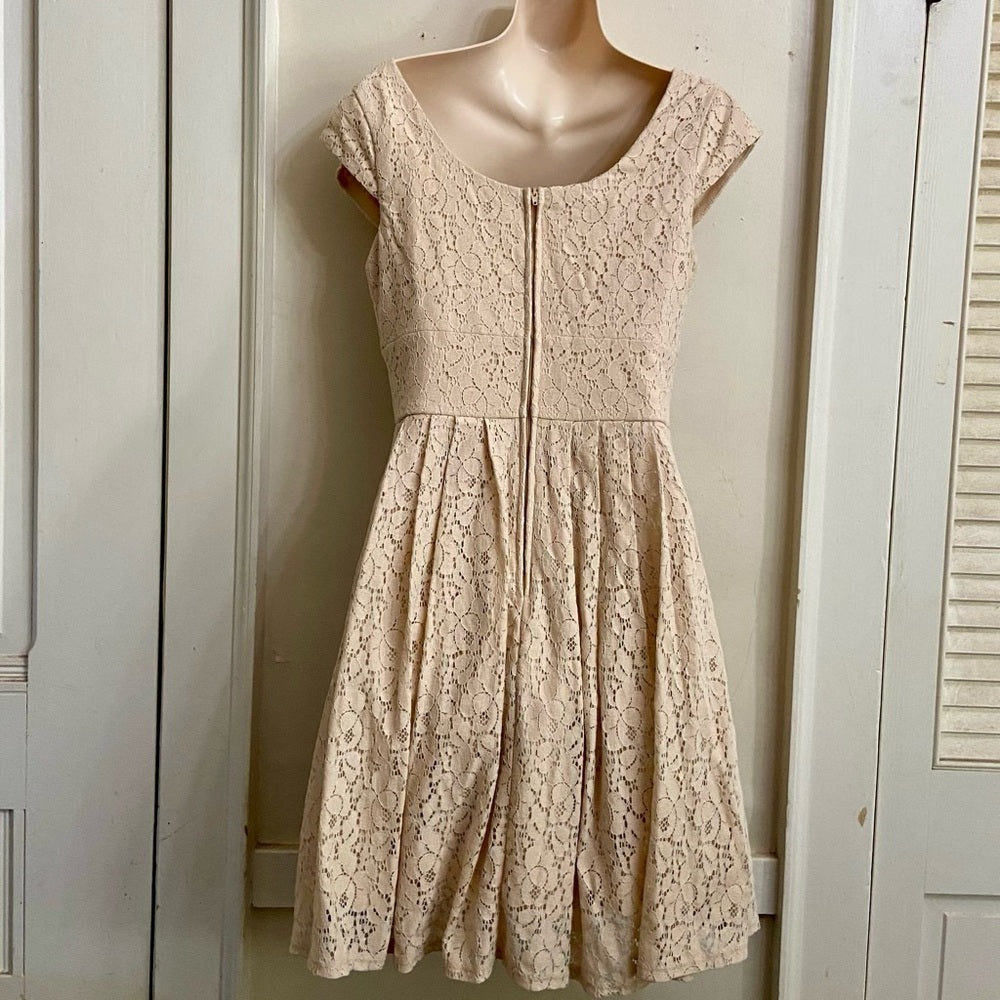 B. Darlin Beige Lace Lined Dress (Size 5-6)
