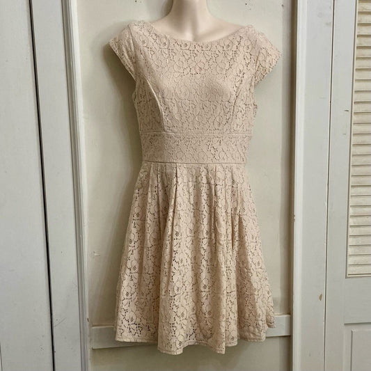 B. Darlin Beige Lace Lined Dress (Size 5-6)