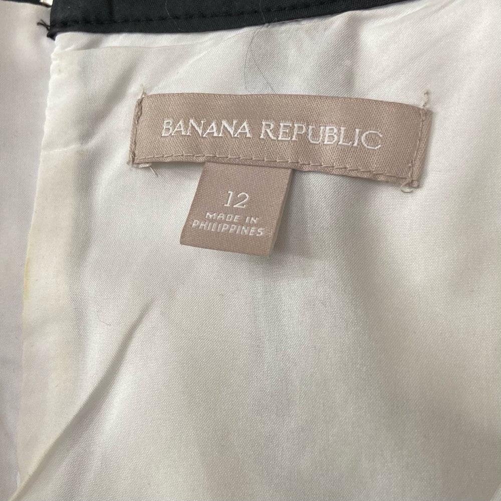 Banana Republic, Grayish Black Lined Dress Size 12