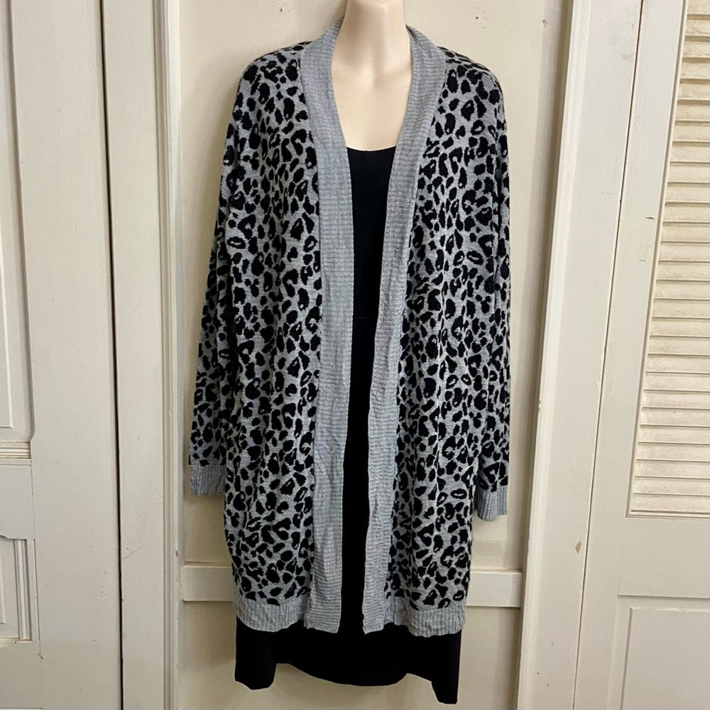 Nine West Gray Leopard Printed Duster-Dress Size XL