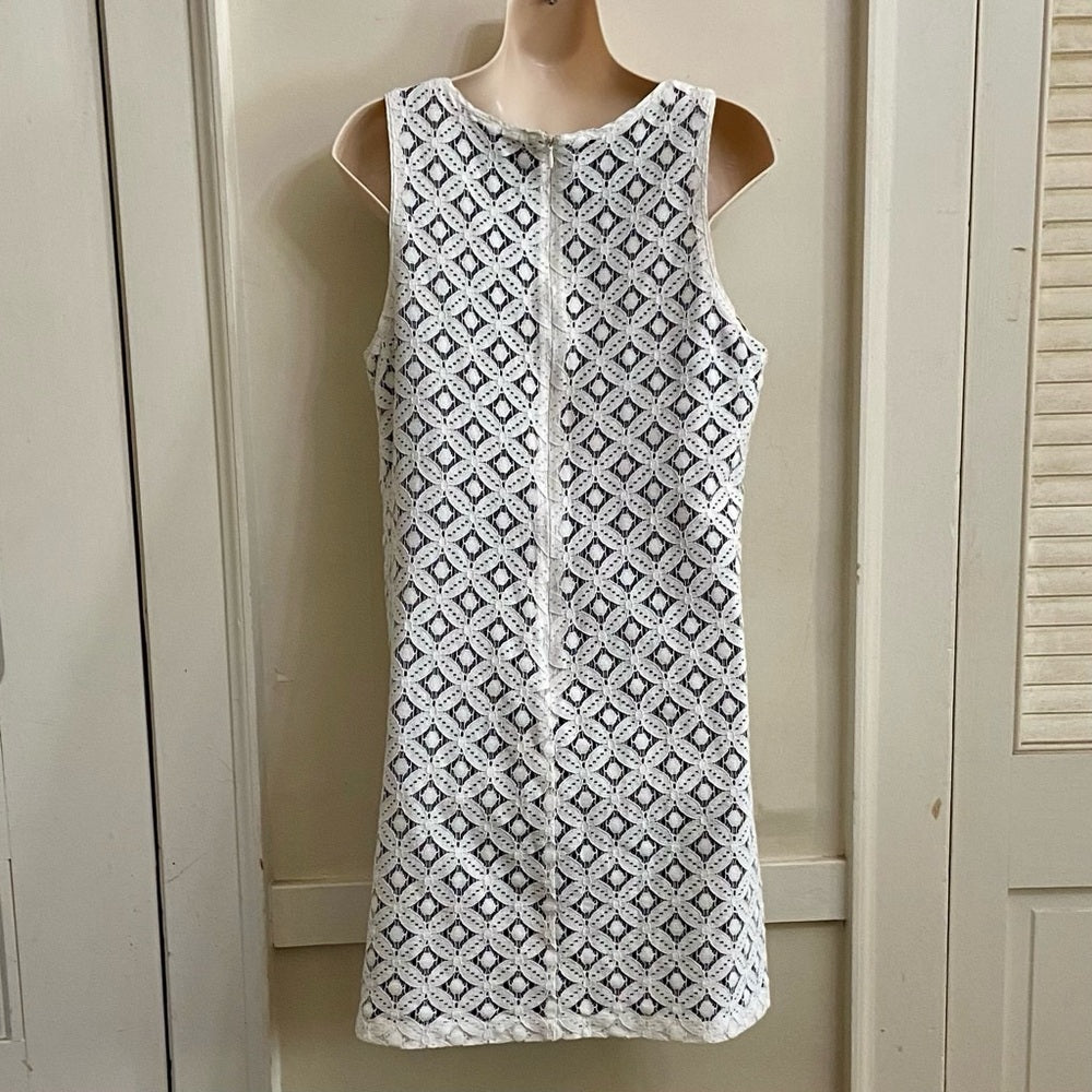 Apt. 9 Elegant White Lined Dress Size M