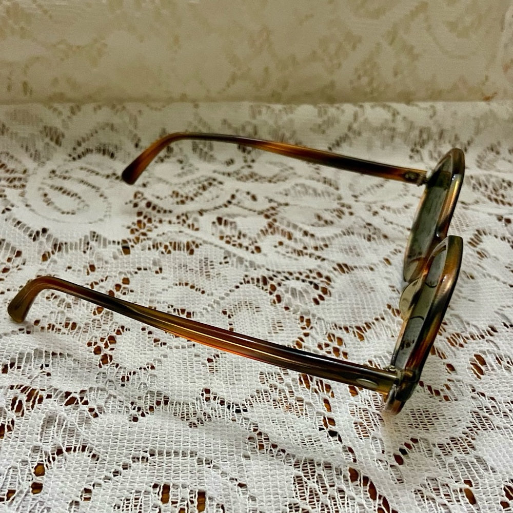 Vintage, Bausch & Lomb Canada Brown Tortoise Sunglasses