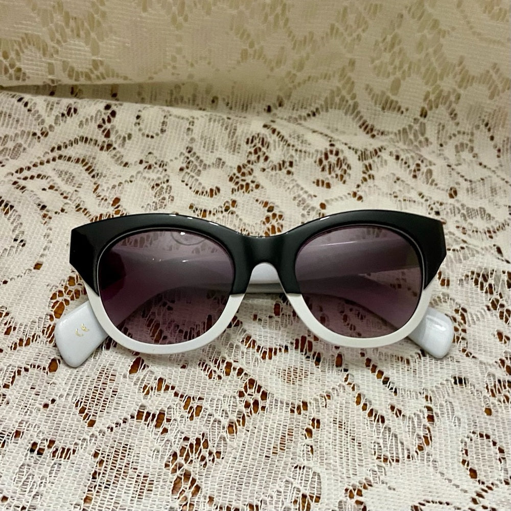 Wildfox Monroe Black and White Sunglasses with Original Case