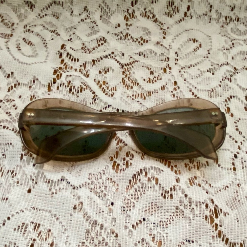 Vintage Polaroid Cool Ray Grenada Sunglasses