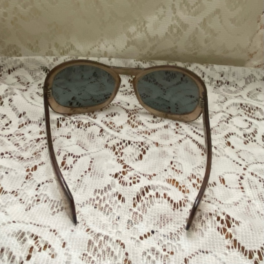 Vintage Polaroid Cool Ray Grenada Sunglasses