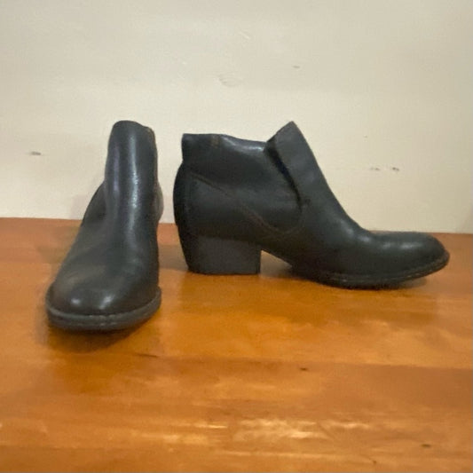 Born  Black Leather Ankle Boots Size 8.5 / 40