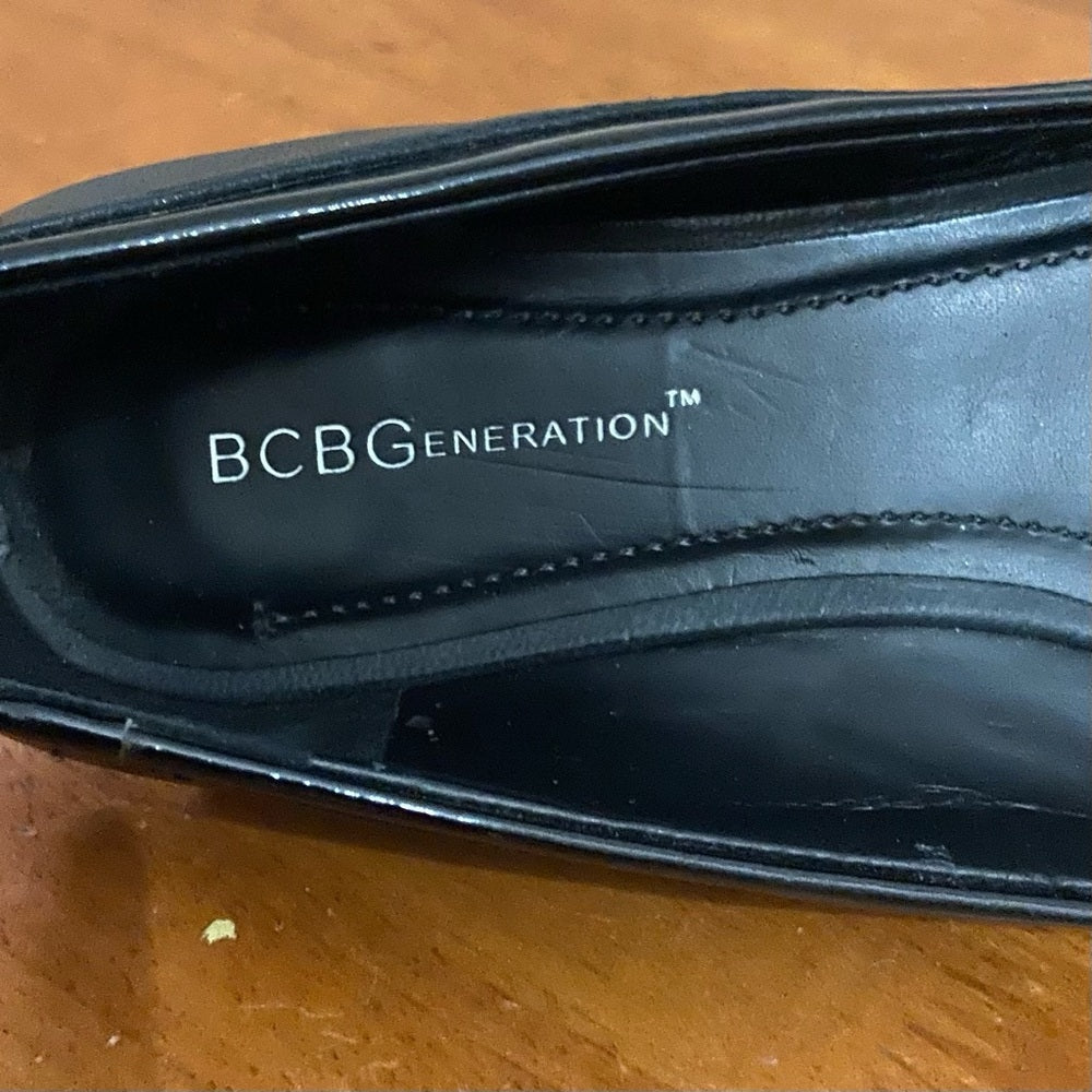 BCBG Generation Black  Leather Shoes Size 8.5 M