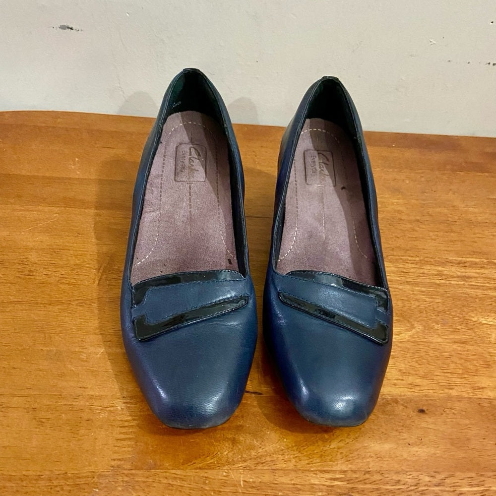 Clarks Blue-Black Leather Shoes Size 8