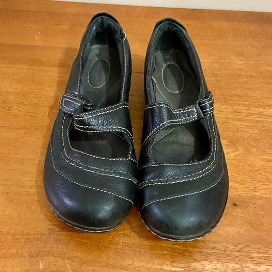 Clarks Black Leather Mary Jane Shoes Size 8