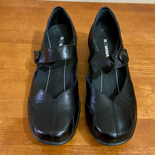 Romika Black Leather Mary Jane Loafer- Size 39 / 8