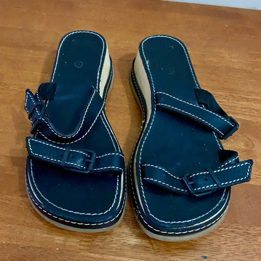 American Eagle Heavy Wedge Rubber  Sandals Size 9