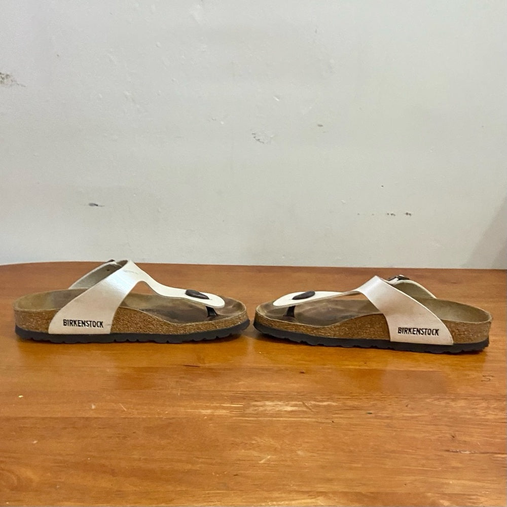 Birkenstock I Beige Flip Flop Sandals Size 37