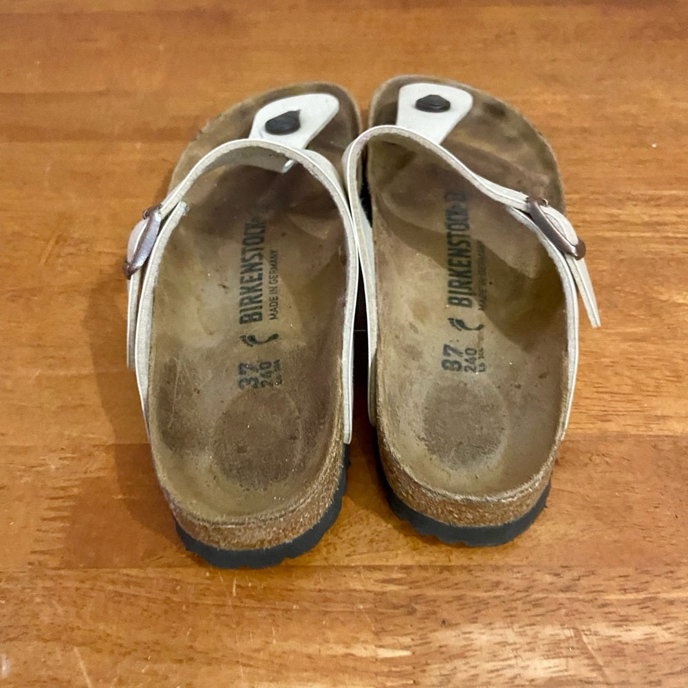 Birkenstock I Beige Flip Flop Sandals Size 37