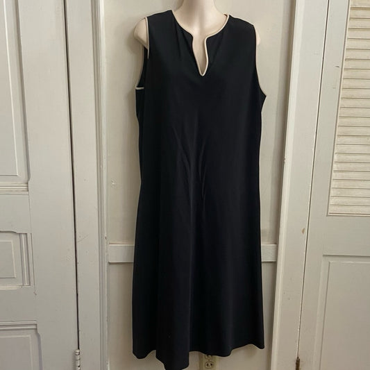 Banana Republic Black with Beige Neckline Piping Lined Dress ( Size 12)