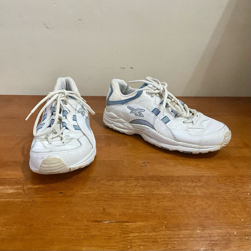 Reebok White and Blue Rubber Sneakers Size 8