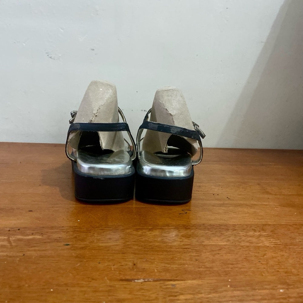 Chinese Laundry Black and Silverer Platf Sandals Size 8