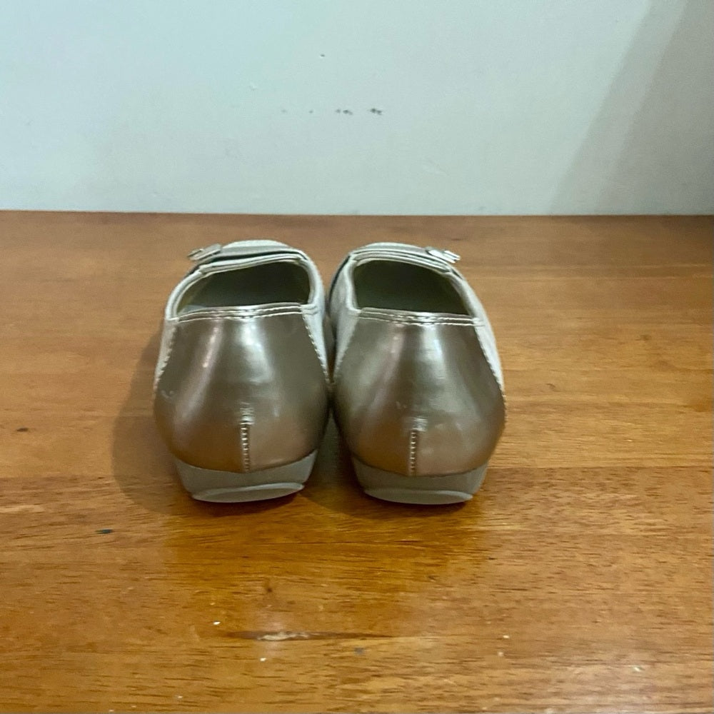 Anne Klein Sport- Creamy Gold shoes or Loafer-Size 7