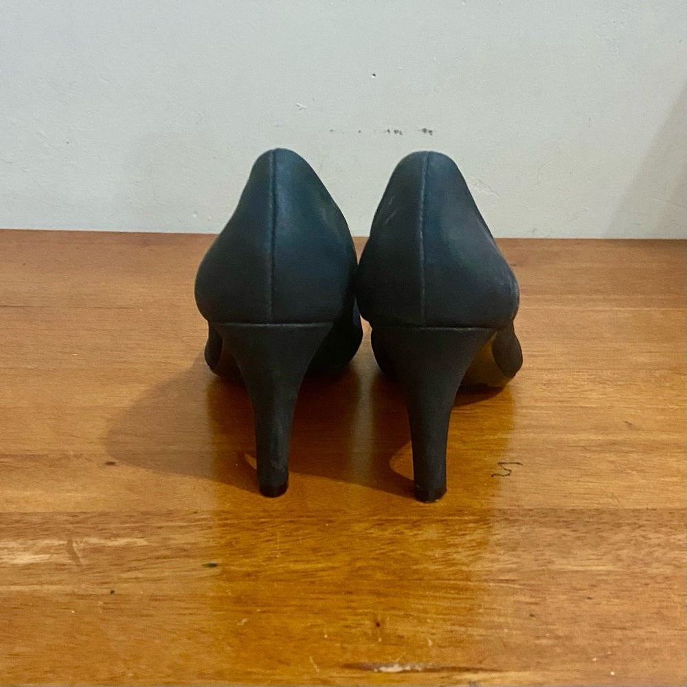 AEROSOLES  Dark Gray Suede Leather High Heel Shoes Size 8