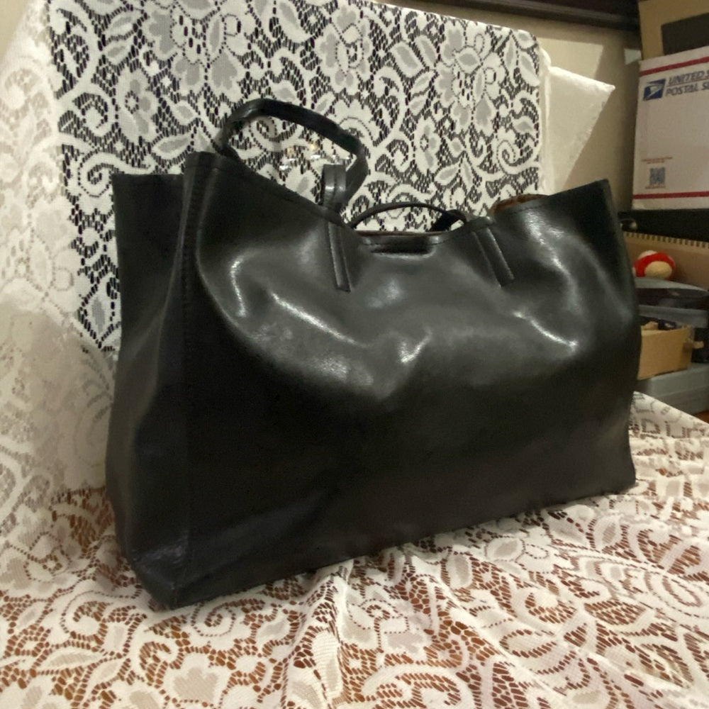 Banana Republic Large, Black Faux Leather Tote Handbag 11in x 16in x 6in