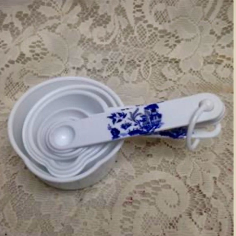 Blue Willow Measuring Cups and Spoons