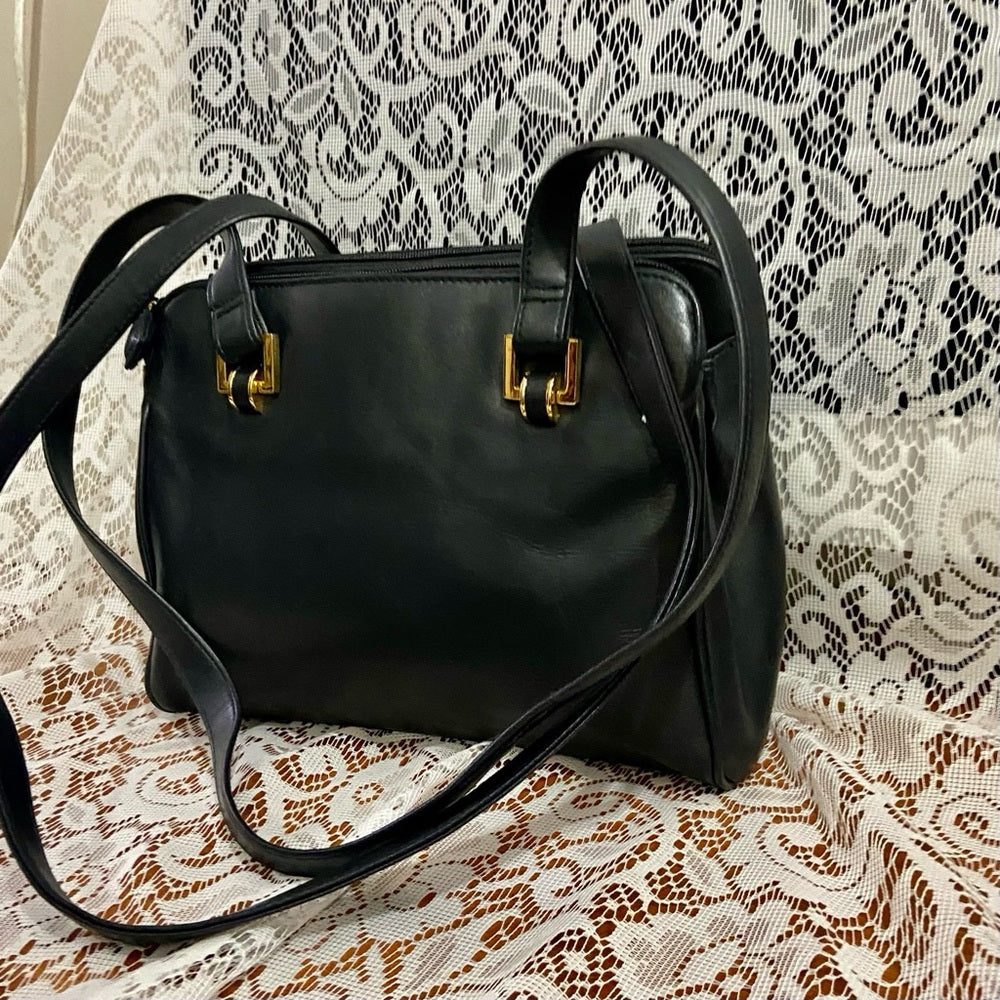 Vintage Black Cowhide Leather Shoulder-Crossbody Bag 11in x 9in in x 3in