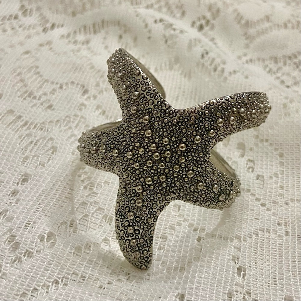Lot of 2 Vintage Chunky Silver Tone Starfish Cuff and Hinged Bangles