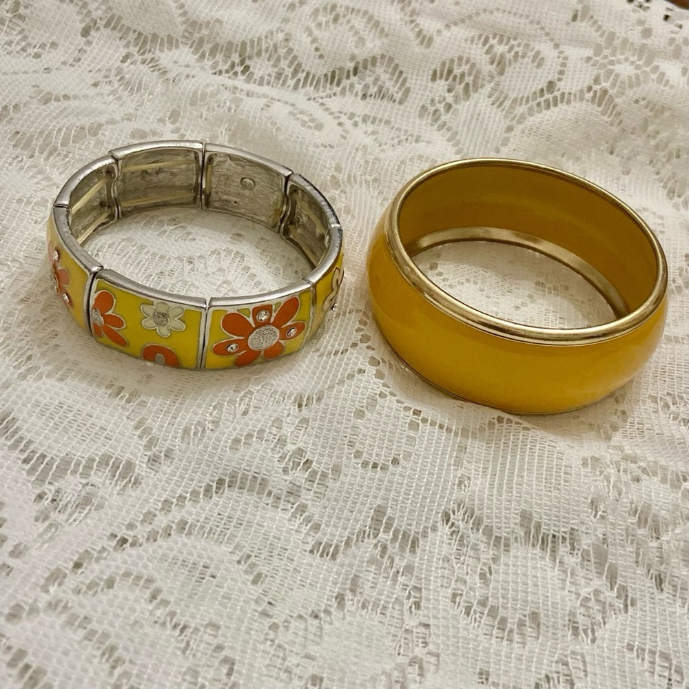 Lot of 2 Vintage Chunky, Orange -Yellow Stretchable Bracelet and Yellow Bangle