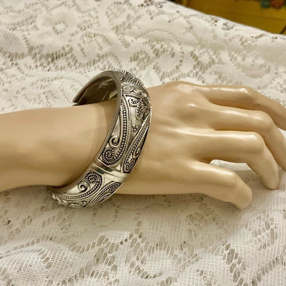 Lot of 2 Vintage, Chunky, Silver Tone Pierced Cuff
n Hinged Rhinestone Bangle