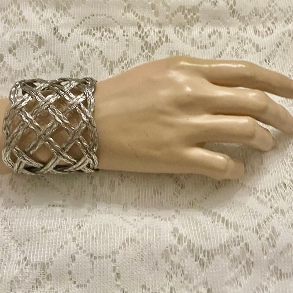 Lot of 2 Vintage, Chunky, Weave Cuff Bangle and Silver Tone Round Leopard Hinged