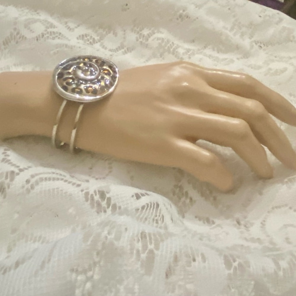 Lot of 2 Vintage, Chunky, Weave Cuff Bangle and Silver Tone Round Leopard Hinged