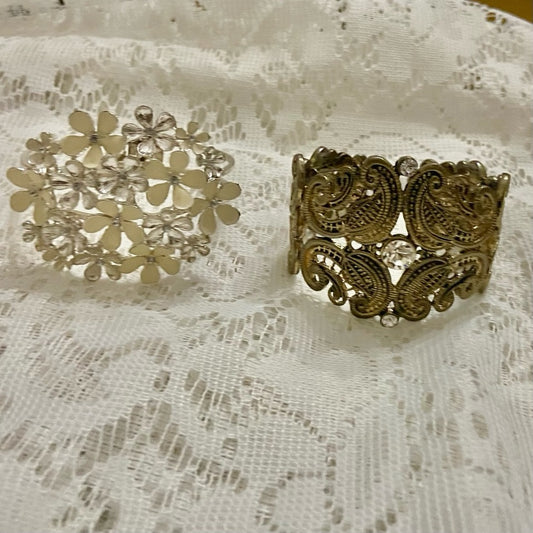 Lot of 2 Vintage Chunky, Beige Floral Hinged and Gold Tone Paisley Cuff Bangle