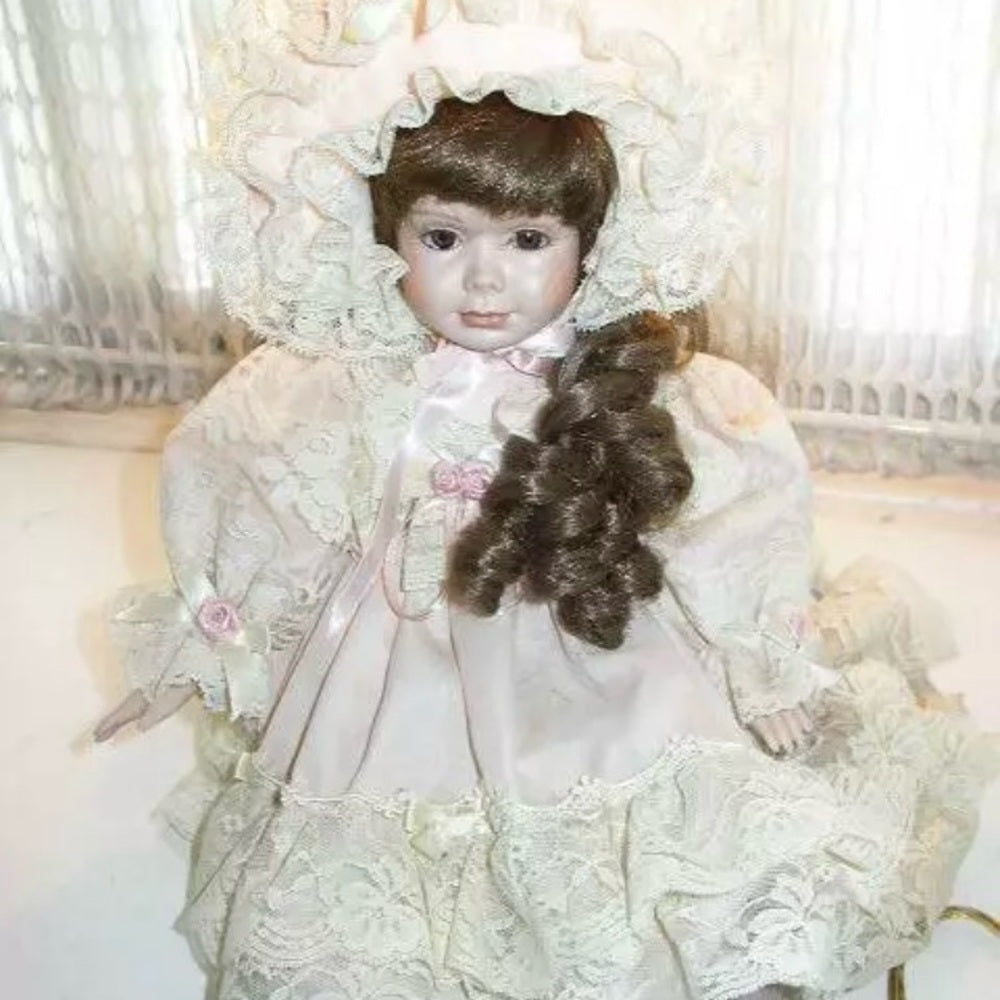 Vintage, Beautiful, Doll Electric Table Lamp