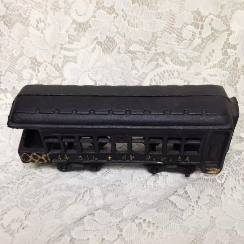 Vintage, RR 44, St. Louis-Ohio River 4 piece Cast Iron 38in Toy Train