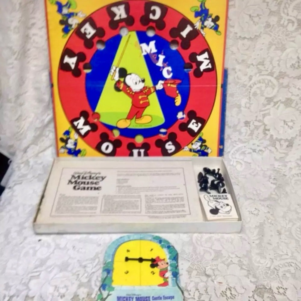 Vintage, 1976 - Walt Disney Production-Parker Bros, Mickey Mouse Board Game