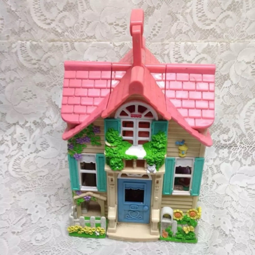 2000 Mattel Inc., Carry On Doll House 10in x 7.7in x 7in.