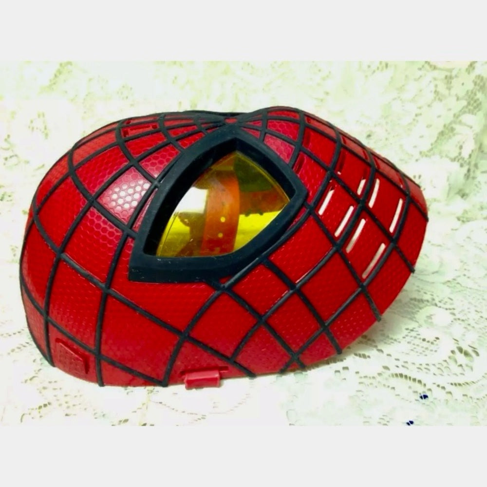 Amazing Spiderman Mask 10.5in x 7in x 4.5in