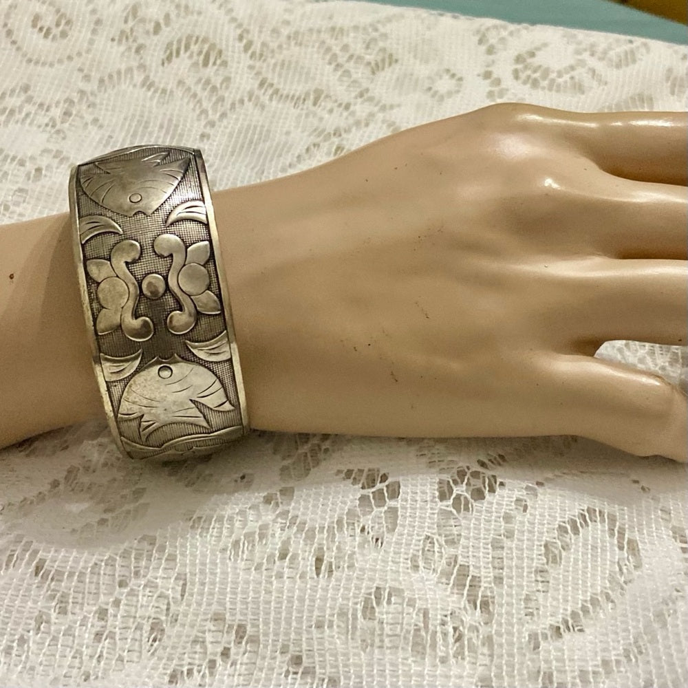 Lot of 2 Vintage, Chunky, Silver Tone Cuff Bangles-w/Black Stone-Fish Engraved