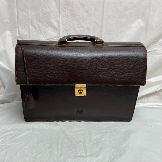 Authentic, Loewe, Uni-sex Brown Leather Double Gusset Briefcase with Orig. Key