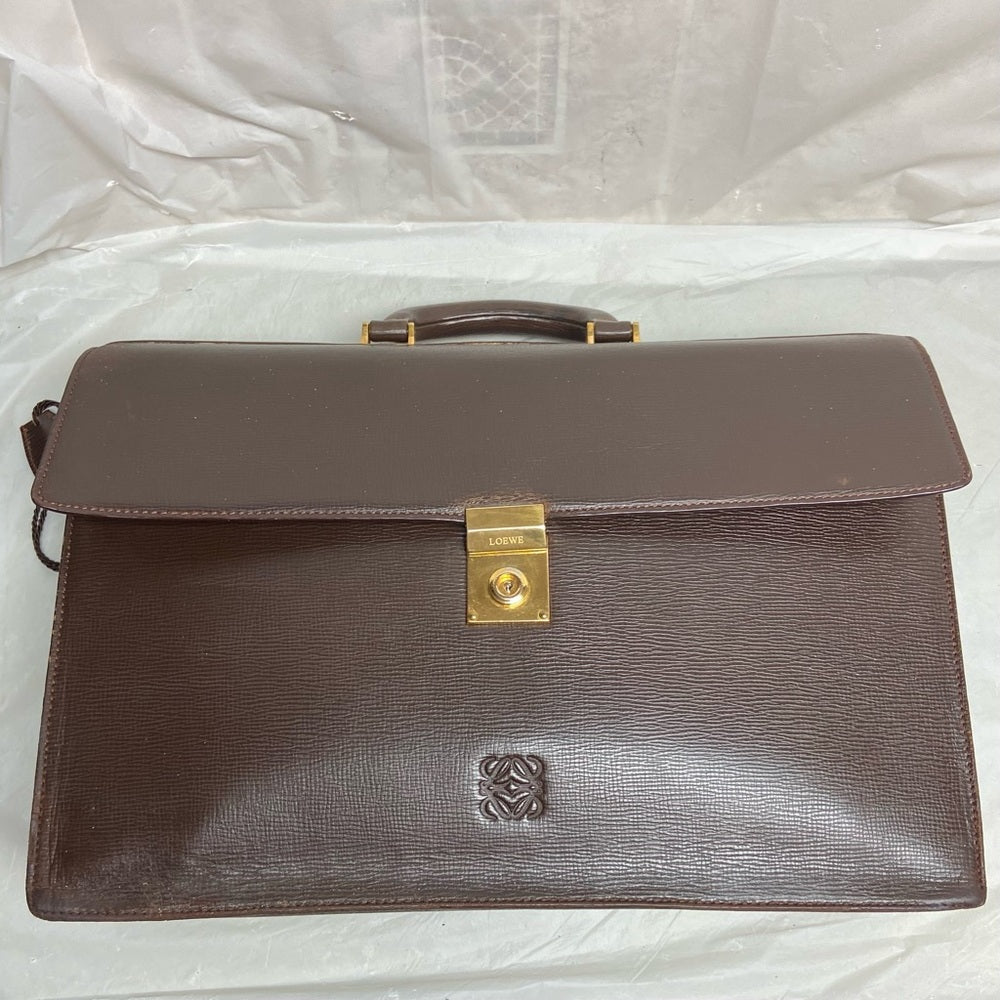Authentic, Loewe, Uni-sex Brown Leather Double Gusset Briefcase with Orig. Key