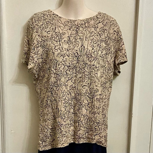 Croft and Barrow  Beige and Black Floral Short Sleeves Blouse  (L)