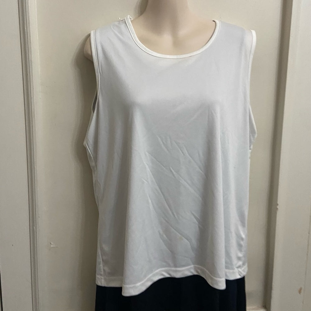 White Sleeveless Blouse  (L)