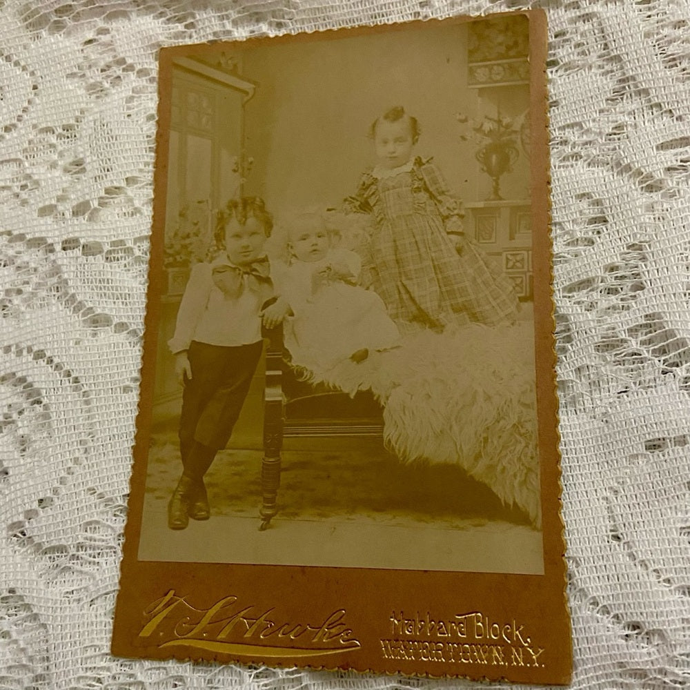 Antique, Lot of 2 Collectible Children Portraits 6.5in x 4.5in (B)
