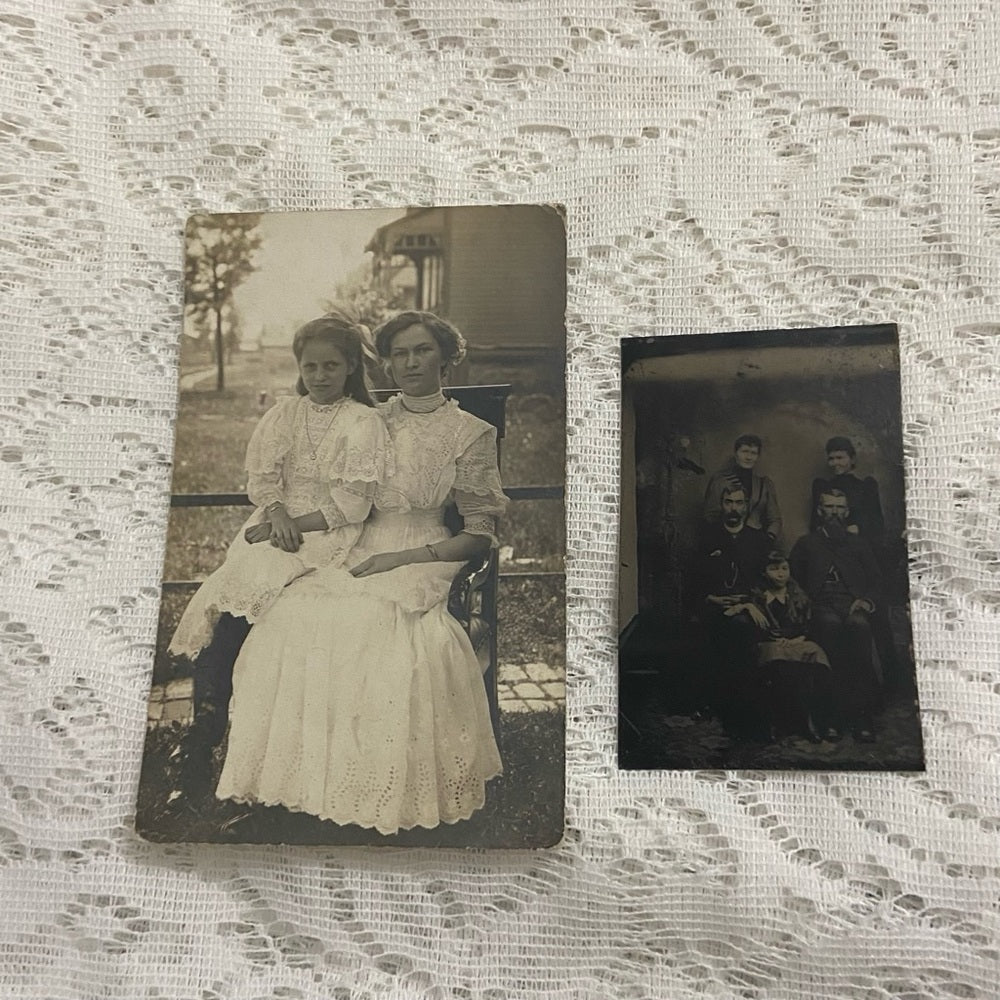 Antique, Lot of 2 Collectible Children Portraits (E)