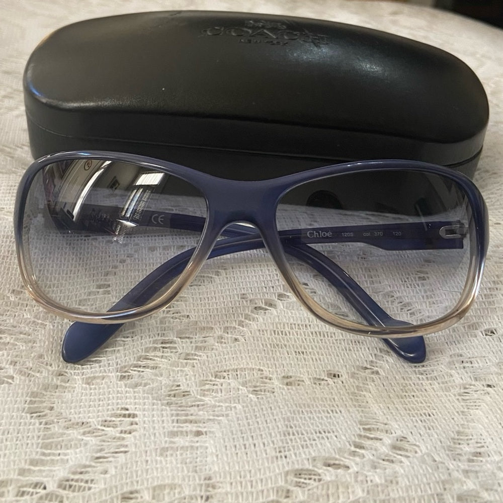 Chloe 120 Gradient Blue-Gray Sunglasses with Black Case