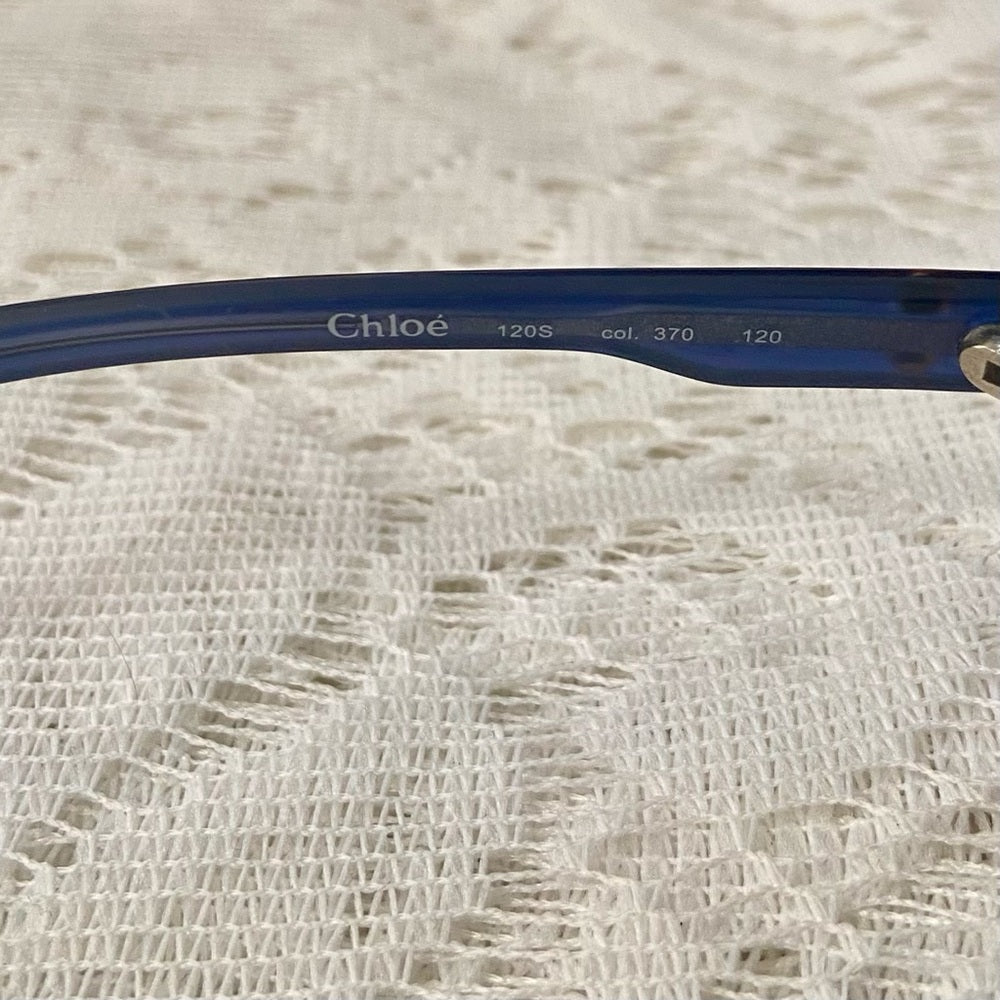 Chloe 120 Gradient Blue-Gray Sunglasses with Black Case