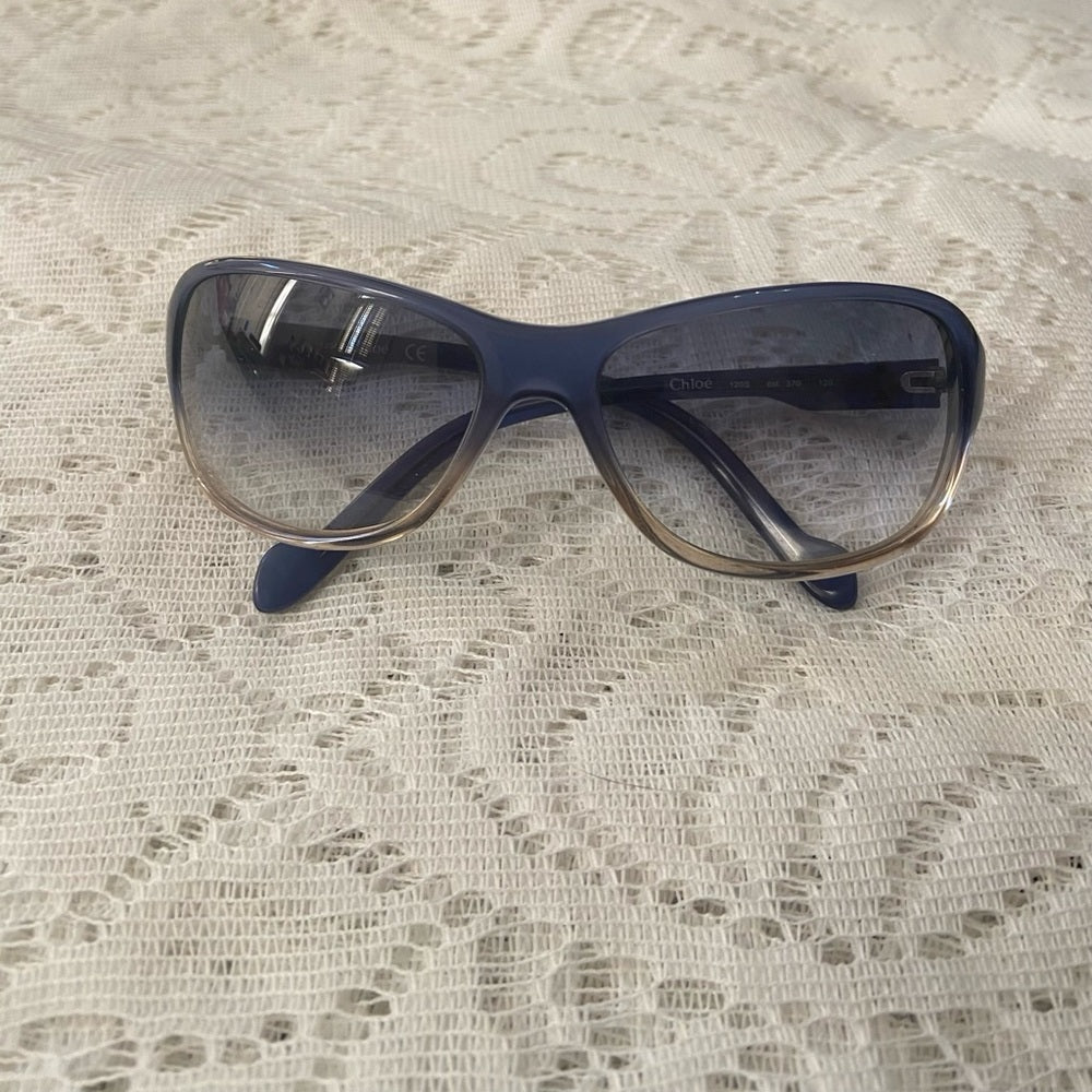 Chloe 120 Gradient Blue-Gray Sunglasses with Black Case