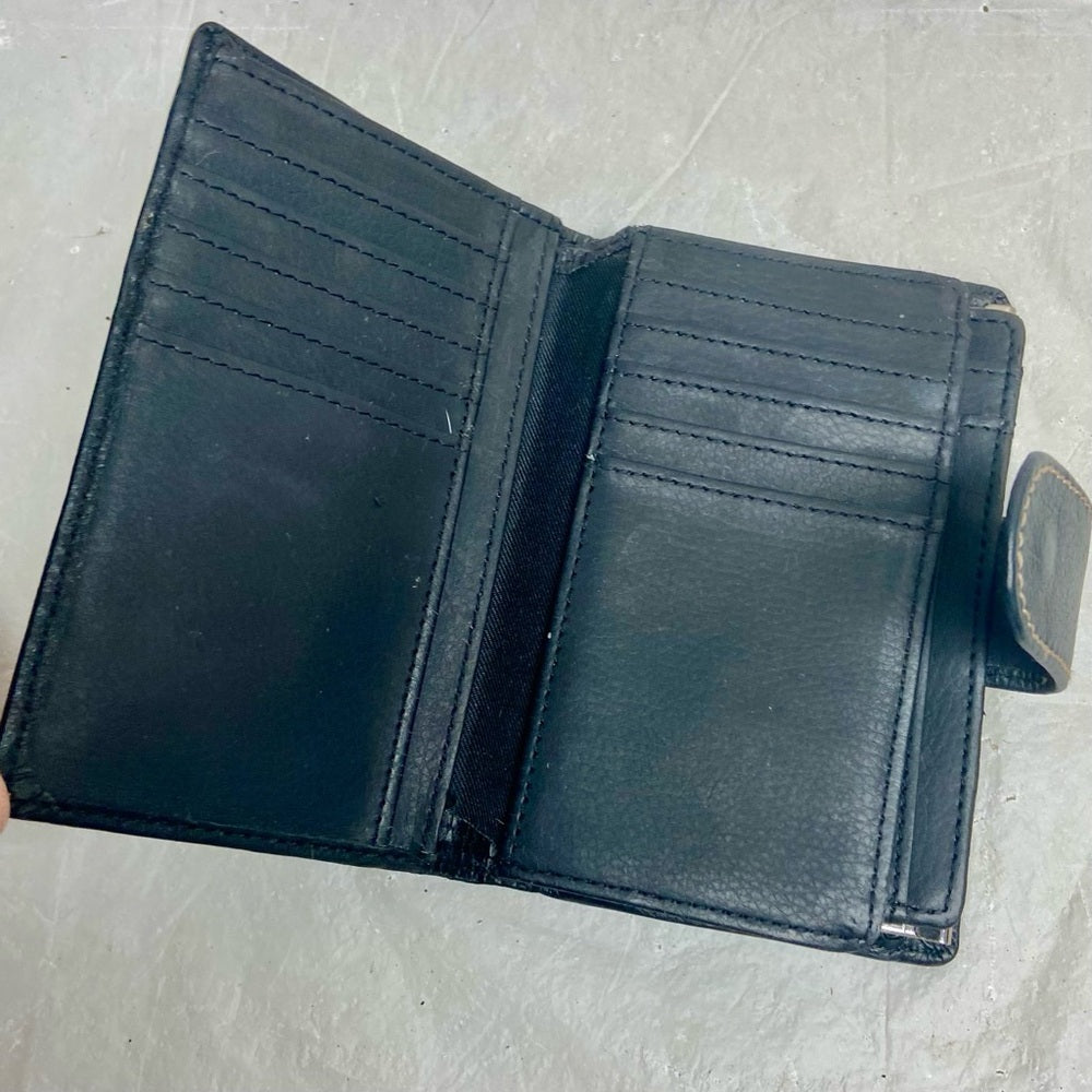 Vintage, Black Leather, Compact, Kisslock Coin Wallet 5.5in  x 3.5in