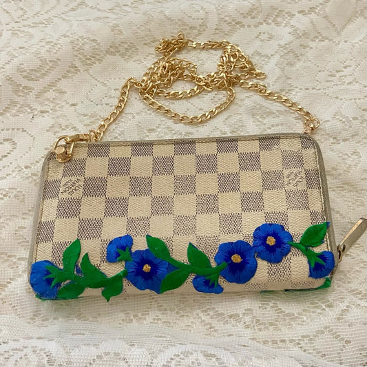 Vintage Louis Vuitton Damier Zippy Long Wallet