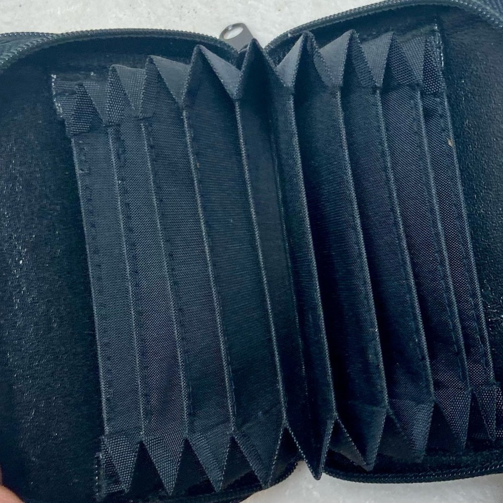 Vintage, Buxton Black Leather, Compact Credit Cards Zippy Wallet