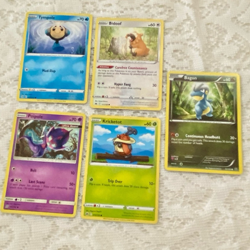 Lot PP: 12pc Lot : 2 Gold Fan Arts Cards, 5 Pokemon Cards and 5 Pokémon …